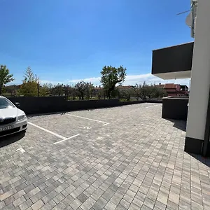 Sunrise With Private Parking , Pula Kroatien